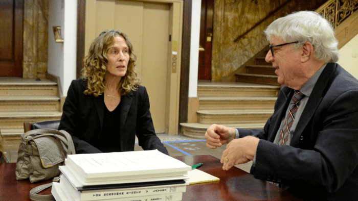 NhRP attorneys Liddy Stein and Steve Wise confer before a hearing in one of the NhRP's nonhuman rights cases
